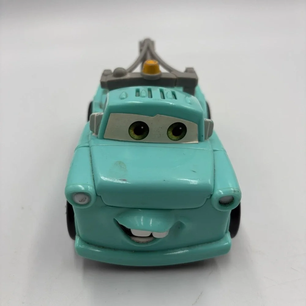 2005 Disney Pixar Cars Mattel Shake N Go Blue Mater Tow Truck